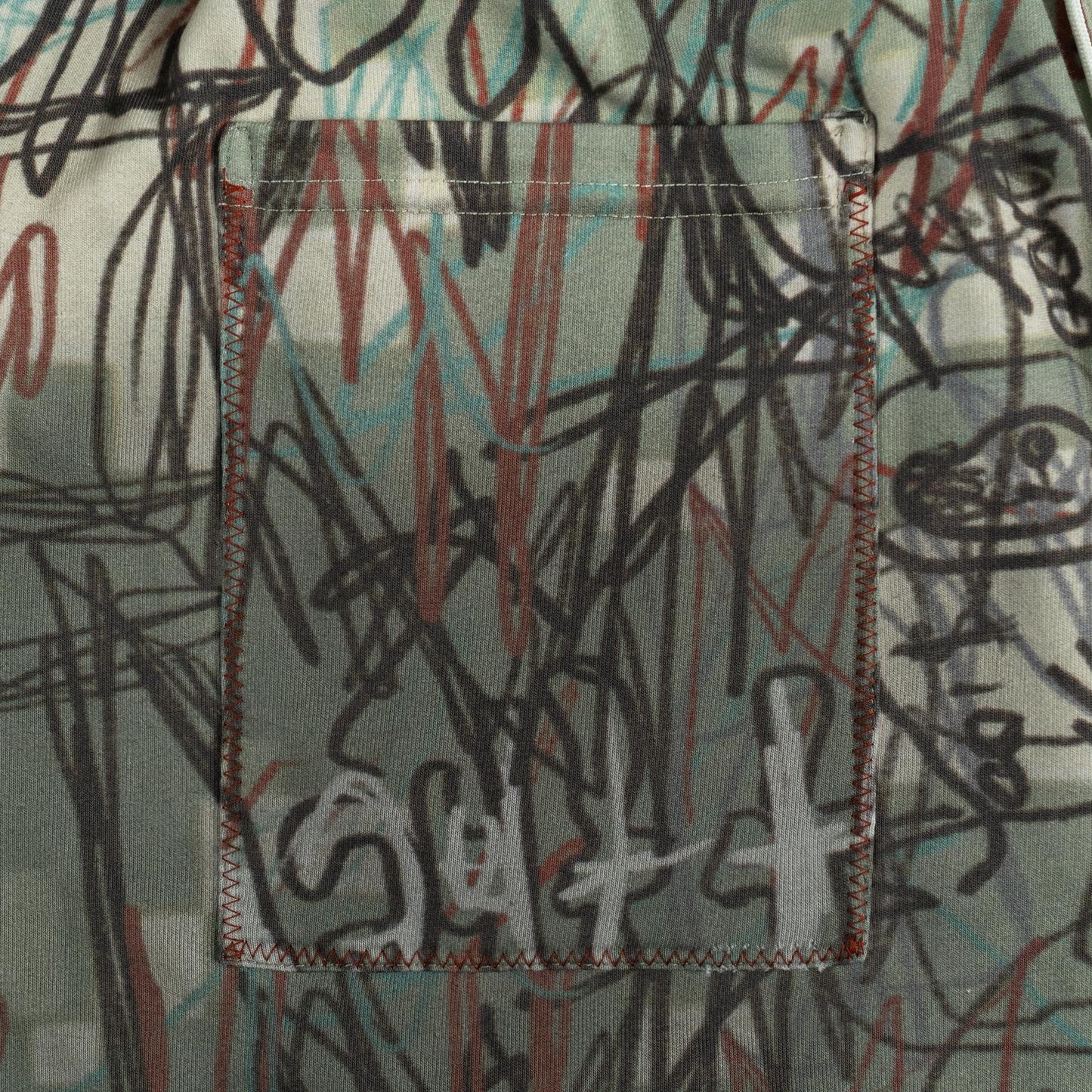 GRAFFITI SWEATSHORTS